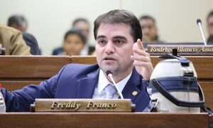Gobierno de Trump debe avanzar y finiquitar investigación a Cartes, considera diputado