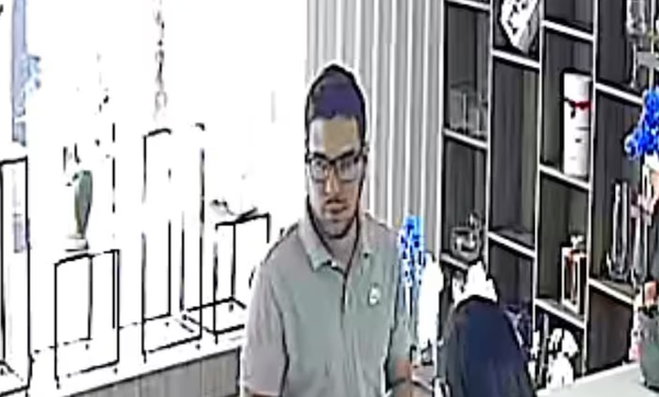 Tras orden de captura por amenaza, Montanaro se entrega a la Policía - Noticiero Paraguay