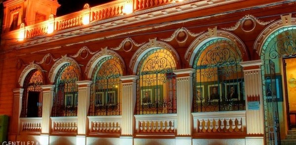 Taller de Poesía “Ombligo Lírico”, en Casa Bicentenario de la Literatura