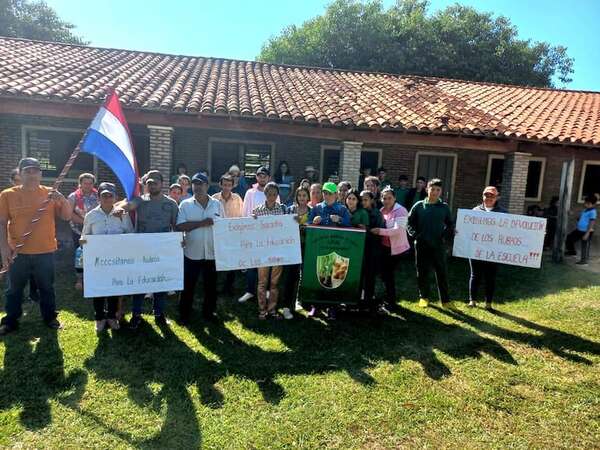 25 de Diciembre: levantan medida de fuerza en una escuela por falta de docente - Nacionales - ABC Color