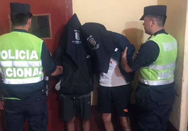 Persecución y detención de presuntos robacoches en Cambyretá - Policiales - ABC Color
