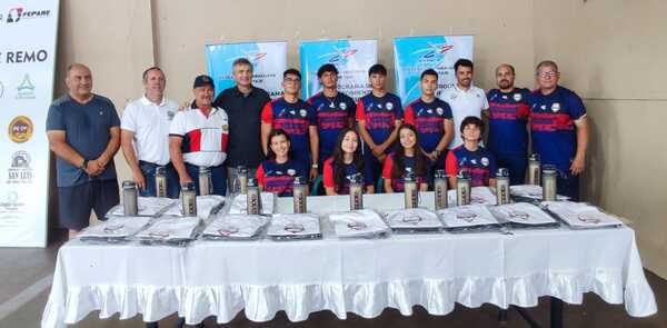 Presentaron a la Selección Paraguaya de Canotaje en Encarnación