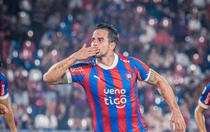 ¿Qué dice el público? Javier Báez renovó su contrato con Cerro “por cumplir objetivos”