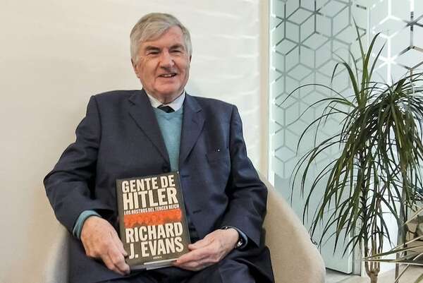 Richard J. Evans: “Hitler sabía cuándo mentía, Trump no distingue entre verdad y mentira” - Mundo - ABC Color
