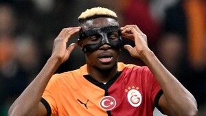 Osimhen impulsa al Galatasaray y frena al Tottenham
