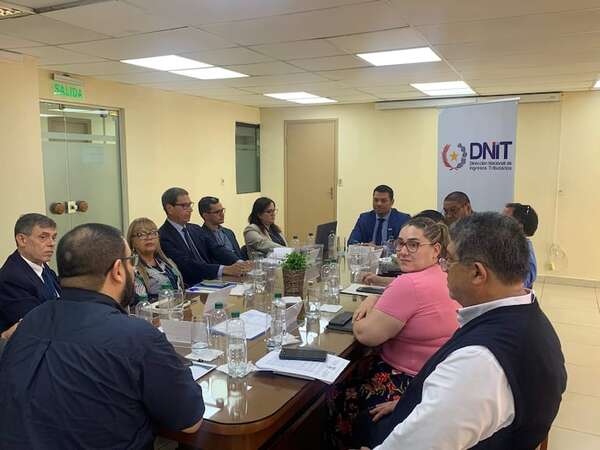 DNIT dice que la reunión con contadores no era para prorrogar plazo - Economía - ABC Color