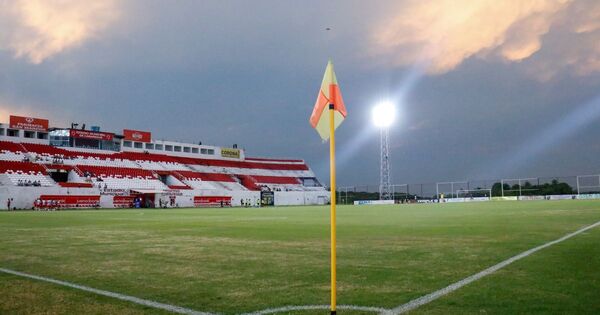 Carapeguá se ilumina con la Copa de Primera | Asociación Paraguaya de Fútbol