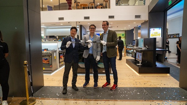 Samsung Paraguay inauguró su nueva tienda | Empresas | 5Días