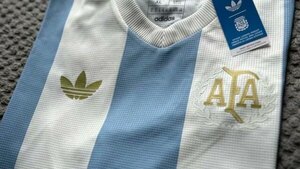 Versus / Argentina estrenará nueva camiseta ante Paraguay