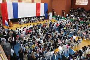 Yacyretá entrega segundo desembolso de becas universitarias a jóvenes de Itapúa y Caazapá, en tiempo y forma