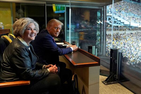 Quién es la “doncella de hielo” Susie Wiles, la estratega política que impulsó a Donald Trump a su segunda presidencia