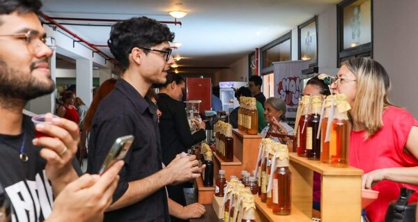 Con más de 100 emprendedores feriantes cerró el Emprende Fest 2024
