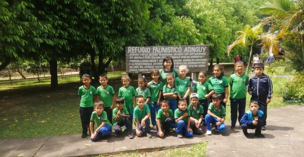 Escolares de la Isla Yacyretá disfrutaron de atractivos turísticos de la zona