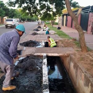 Operativos de limpieza en Concepción ante riesgo de lluvias intensas