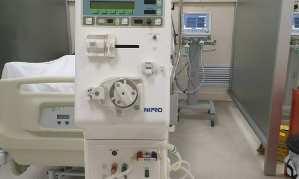 Salud garantiza pago a proveedores del servicio de diálisis