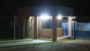 Trabajador pierde la vida al caerle un portón - SNT