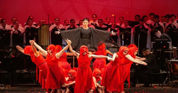 La Nación / A pedido del público vuelve “Carmina Burana” del IMA