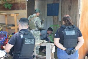 SENAD desmantela dos puntos de microtráfico en Nanawa y arrestan a dos jóvenes