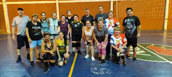 Llega al Paraguay el nuevo deporte "Newcom": una opción saludable para adultos mayores