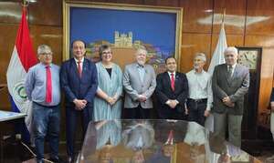 Asumieron nuevas autoridades en cargos clave del IPS - Nacionales - ABC Color