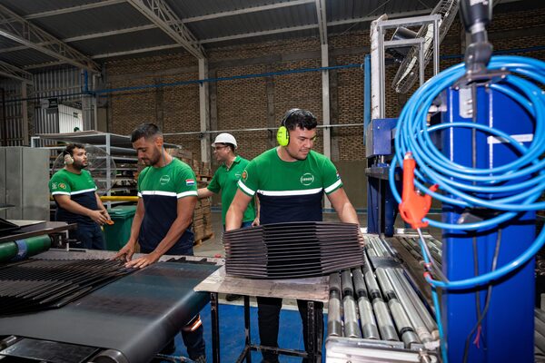 Datos del INE sobre aumento de población ocupada: hay más trabajadores asalariados y menos por cuenta propia - .::Agencia IP::.