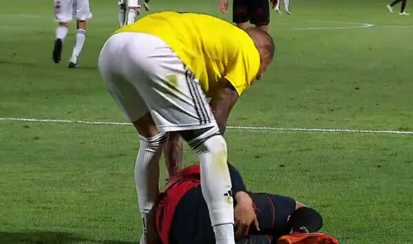 Versus / El insólito episodio que vivió Ronaldo Martínez en Argentina