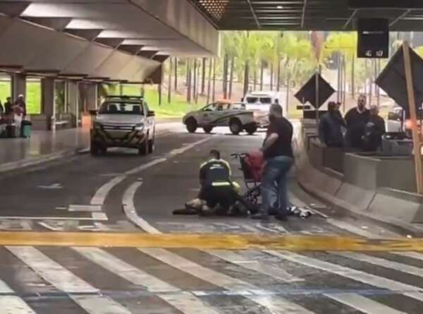 Asesinan un hombre en la entrada del mayor aeropuerto de Brasil - Mundo - ABC Color