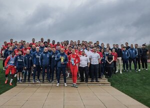 Versus / El técnico de Ramón Sosa se llevó el premio al mejor DT del mes en la Premier League