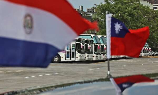 ¿Cuándo llegan los primeros buses eléctricos de Taiwán? - Economía - ABC Color