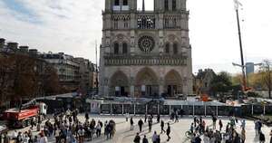 La Nación / Cinco años después sonaron las campanas de Notre Dame tras incendio