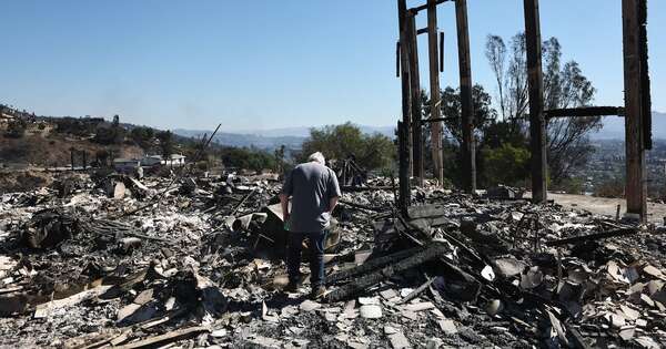 La Nación / El voraz incendio “Mountain” amenaza a 11.000 edificios en California