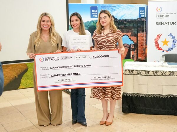 Senatur y Juventud premiaron a ganadores del concurso Turismo Joven y Creativo - .::Agencia IP::.