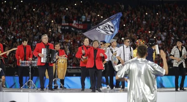 Versus / ¿Quiénes son los artistas que estarán en Paraguay para la final de la Sudamericana?