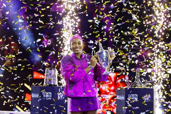 Coco Gauff derrota a Zheng Qinwen y gana el Masters WTA - Tenis - ABC Color