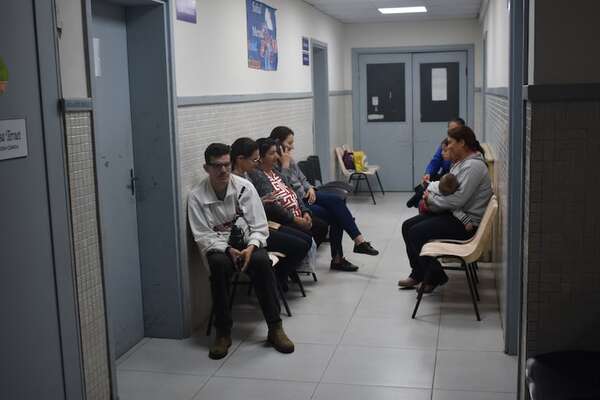 Consultas nocturnas en Salud Pública supera cifra de 400 mil - Nacionales - ABC Color