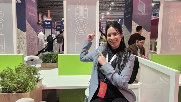 Paraguaya crea startup reutilizando lodo y destaca en concurso mundial