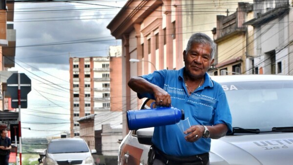 Cachito: Uno de los cafeteros más antiguos que sigue resistiendo en las calles de la capital