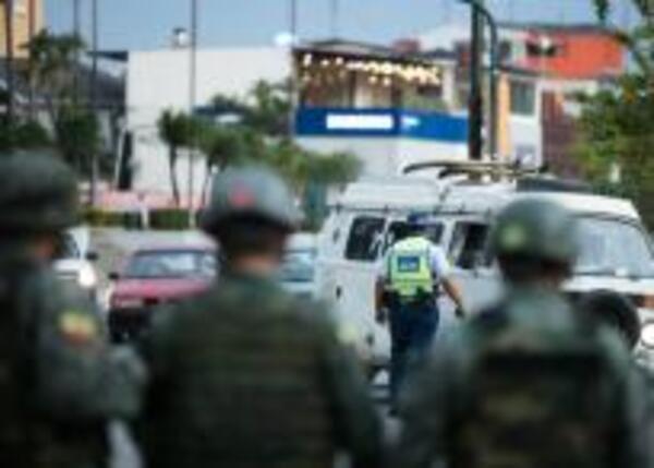 Hallan 4 cuerpos torturados, decapitados y quemados en Ecuador - 1000 Noticias