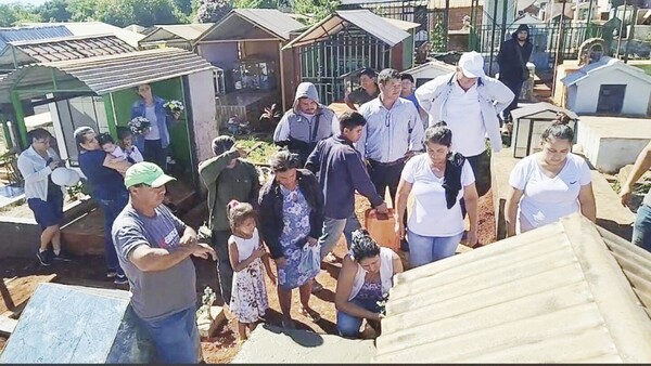 Mamá de las niñas suplicó ayuda y pasaron 4 días para “investigar”