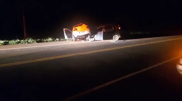 Choque frontal en Canindeyú dejó tres fallecidas y cuatro heridos