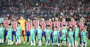 La Nación / “Ñande Selección pe guarã”: adolescentes crearon himno para la Albirroja