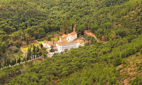 Un hombre que alegó ser Jesucristo hirió a 7 frailes en un monasterio español