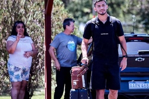 ¡Ñandejára ha Tupãsy ta nderovasa che memby! Así se sumó Olmedo a la Albirró