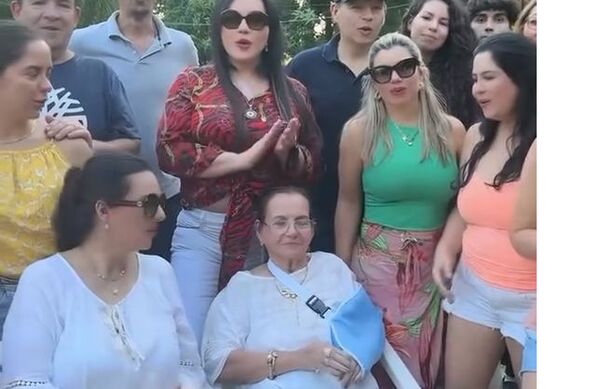 Así festejó Zuny Castiñeira el cumple de su mamá