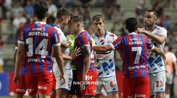 En caliente partido, Cerro y Nacional se anularon con un empate