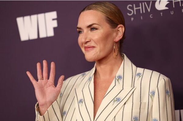 El sorpresivo reencuentro de Kate Winslet con un actor de reparto de Titanic tras 27 años