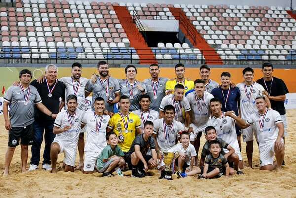 Unos Bravos monarcas: 24 de Setiembre, campeón de la Etapa 1 de la Superliga playera - Polideportivo - ABC Color