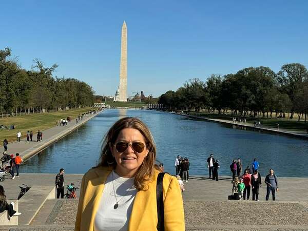 Mientras diputados viajan, pacientes de IPS mueren - Política - ABC Color