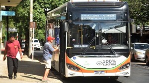 Para que circulen buses eléctricos, calles deben estar en buen estado