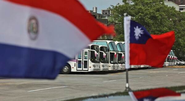 Buses eléctricos llegarán a Paraguay en febrero